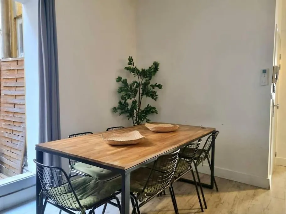 Spacious Flat - A/C - City Center - Terrace Apartment Aix-en-Provence